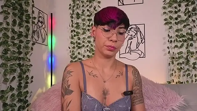 MiaMorgan  online show from July 2, 1:50 pm