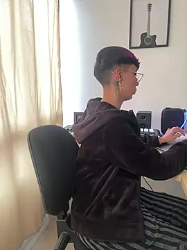 MiaMorgan  online show from July 20, 3:03 pm