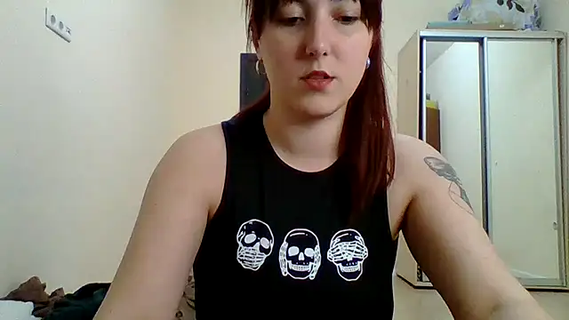 Snapshot of MiaStika chatting on March 2, 8:29 pm MiaStika online show from March 2, 8:29 pm