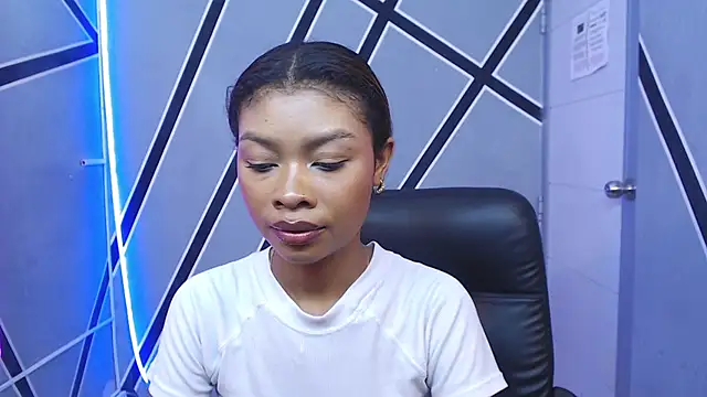 Perla prg online show from December 16, 11:07 pm