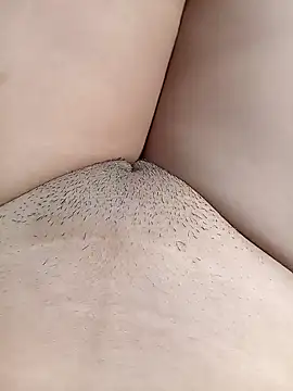 Snapshot of Khaleyssi chatting on December 22, 8:58 pm Khaleyssi online show from December 22, 8:58 pm