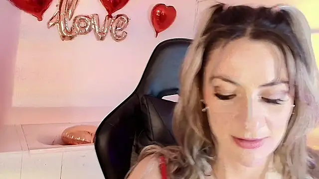 AryTorres  online show from February 27, 3:26 pm