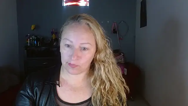 emperabigbootybigass online show from January 27, 1:19 pm