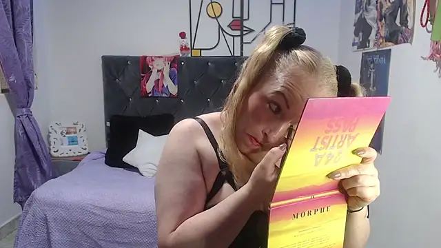 emperabigbootybigass online show from June 3, 2:33 pm