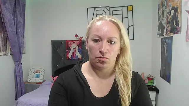 emperabigbootybigass online show from June 11, 12:36 pm