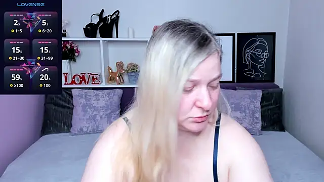 AnnaXCherri online show from October 11, 3:28 am