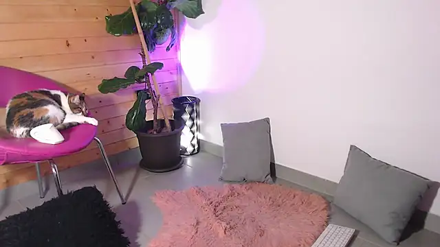 Snapshot of Manu_Velez chatting on February 28, 2:20 am Manu Velez online show from February 28, 2:20 am