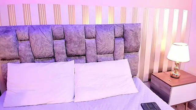 nova lane online show from October 9, 8:18 pm