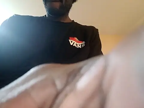 DevinToore online show from October 19, 5:30 am