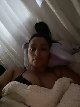 KatalinnaBrown online show from December 4, 12:03 pm