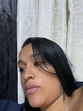 KatalinnaBrown online show from March 24, 11:04 am