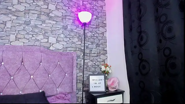 miku katsuragi online show from July 30, 11:37 pm