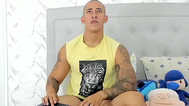 luigiferrara online show from January 29, 3:22 am