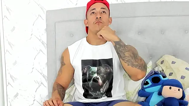 luigiferrara online show from February 21, 1:55 am