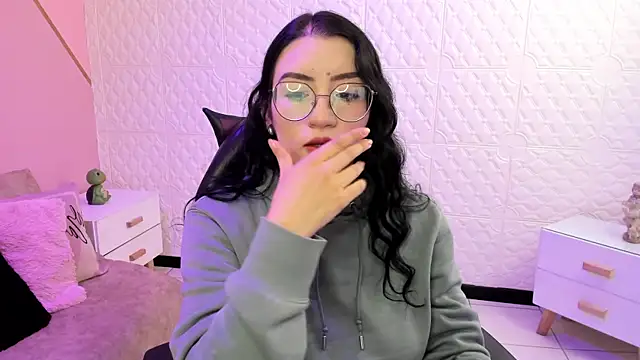 Violetaa diazz online show from November 18, 9:19 pm