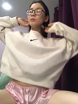 Milka23 online show from December 14, 7:57 pm