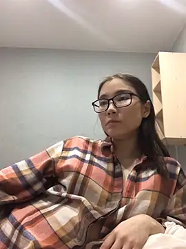 Milka23 online show from February 9, 5:01 pm