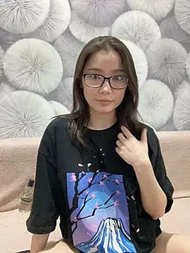 Milka23 online show from March 8, 10:13 pm