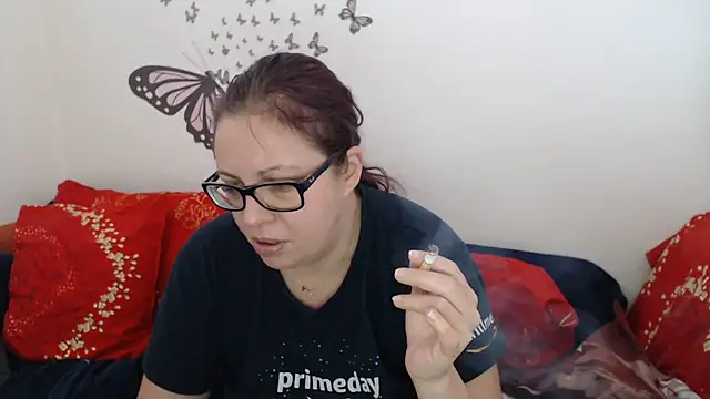 LadyHellene online show from February 28, 8:31 am