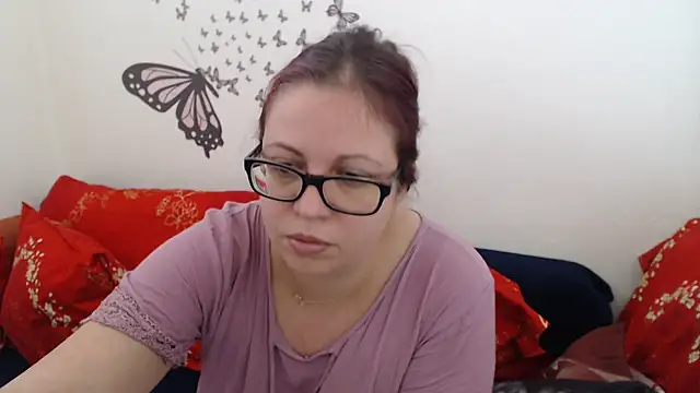 LadyHellene online show from March 1, 8:34 am