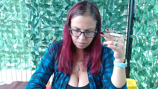LadyHellene online show from July 9, 1:26 pm