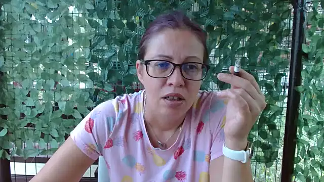 LadyHellene online show from August 6, 5:42 am