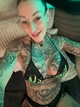 MeganWitch online show from June 13, 5:05 am