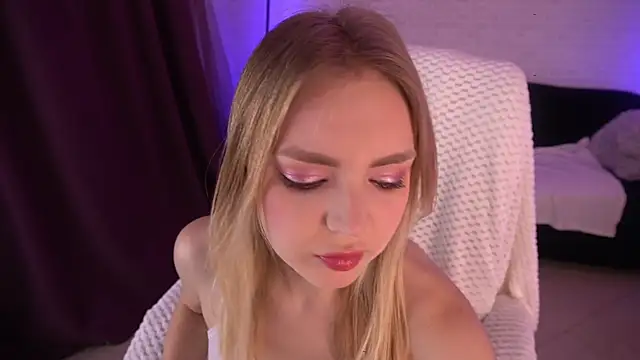 EmilySunshineS online show from January 12, 9:40 pm