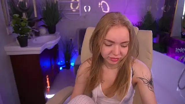 EmilySunshineS online show from June 14, 6:04 am