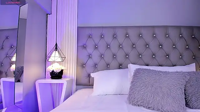 VioletthaRous online show from July 8, 10:36 pm