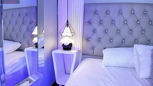 VioletthaRous online show from July 14, 10:37 pm