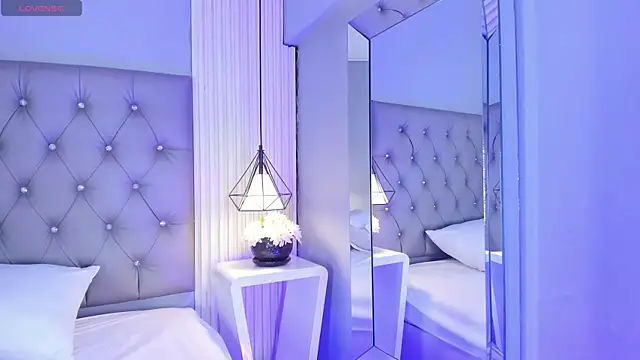 VioletthaRous online show from July 16, 10:38 pm