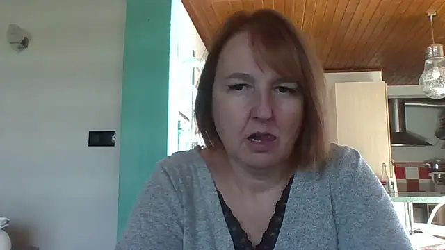 Snapshot of Sandcoq chatting on October 1, 1:39 pm Sandcoq online show from October 1, 1:39 pm