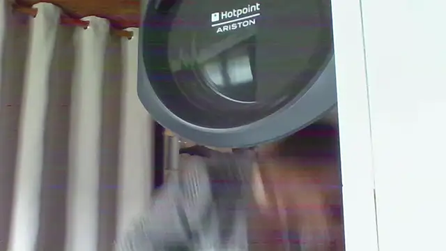 Snapshot of Sandcoq chatting on October 3, 9:06 am Sandcoq online show from October 3, 9:06 am