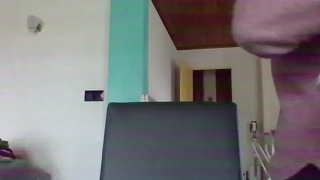 Snapshot of Sandcoq chatting on October 30, 2:18 pm Sandcoq online show from October 30, 2:18 pm