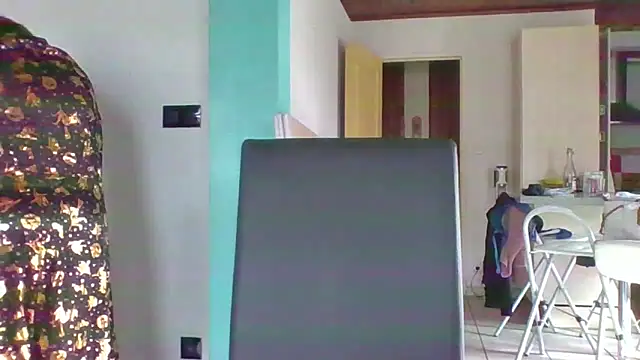 Snapshot of Sandcoq chatting on October 31, 1:01 pm Sandcoq online show from October 31, 1:01 pm