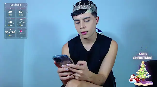 Snapshot of daniel_hot chatting on December 10, 3:30 am daniel hot online show from December 10, 3:30 am