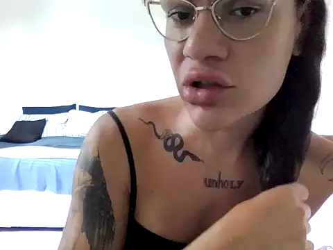 LadyDaemon online show from January 14, 3:50 pm