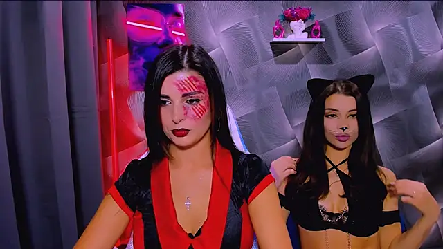 KayWuds online show from October 31, 5:14 pm