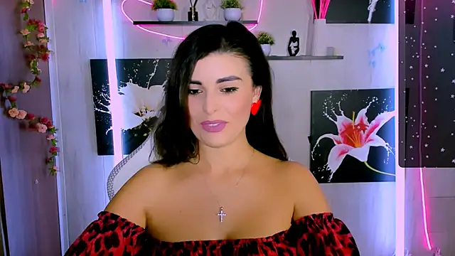 KayWuds online show from December 18, 2:34 pm