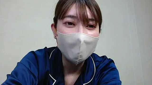 -Mami-xo online show from January 10, 1:52 pm