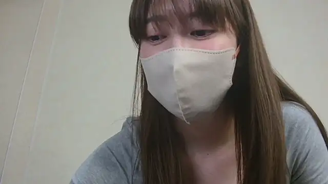 -Mami-xo online show from January 12, 2:30 pm