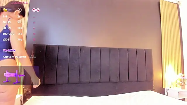 sweetsofia18 online show from September 20, 11:00 am