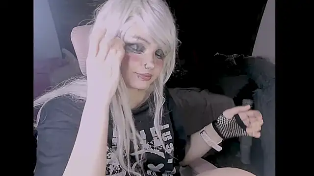 madokapruriens online show from September 17, 5:09 am