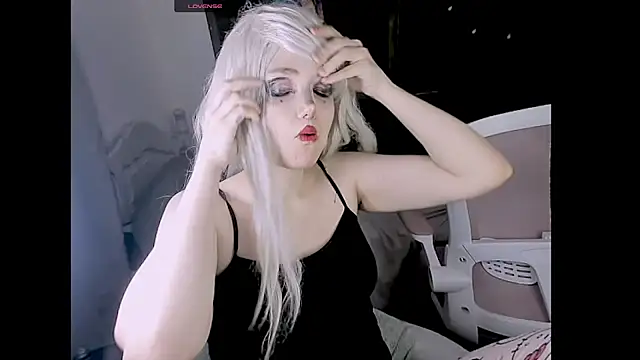 madokapruriens online show from October 25, 3:14 am