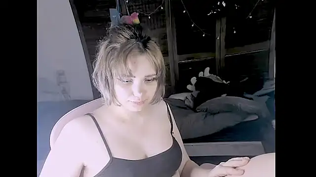 madokapruriens online show from November 16, 3:45 am