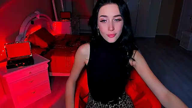 Snapshot of lovely_desire chatting on December 10, 10:49 am lovely desire online show from December 10, 10:49 am