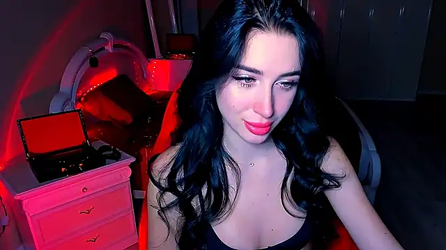 Snapshot of lovely_desire chatting on December 14, 6:30 pm lovely desire online show from December 14, 6:30 pm