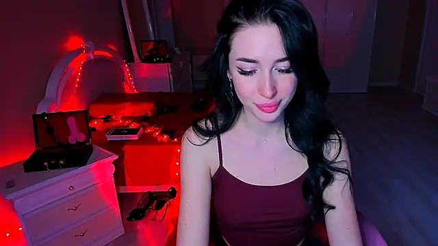 Snapshot of lovely_desire chatting on December 23, 10:42 am lovely desire online show from December 23, 10:42 am