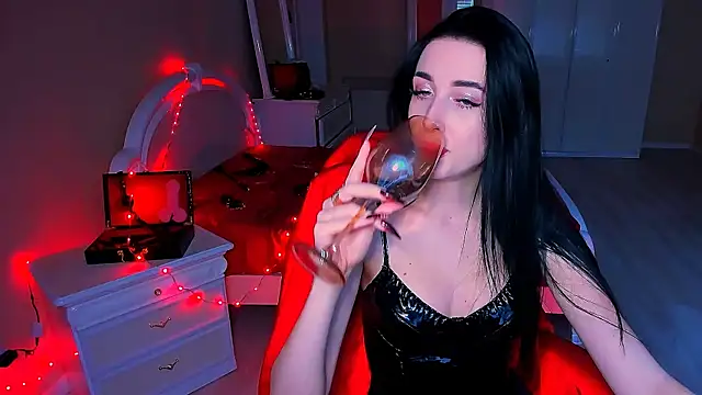 Snapshot of lovely_desire chatting on January 16, 8:22 am lovely desire online show from January 16, 8:22 am